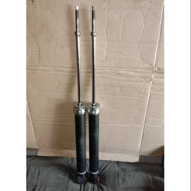 Shock breaker nissan navara  belakang original