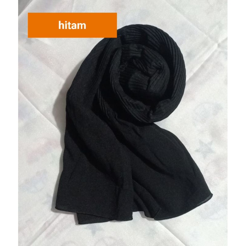 ( pp180)Pashmina Plisket Shawl/Pashmina Plisket Pashmina Diamond crep/Pashmina pleated shawl by izza-Hitam