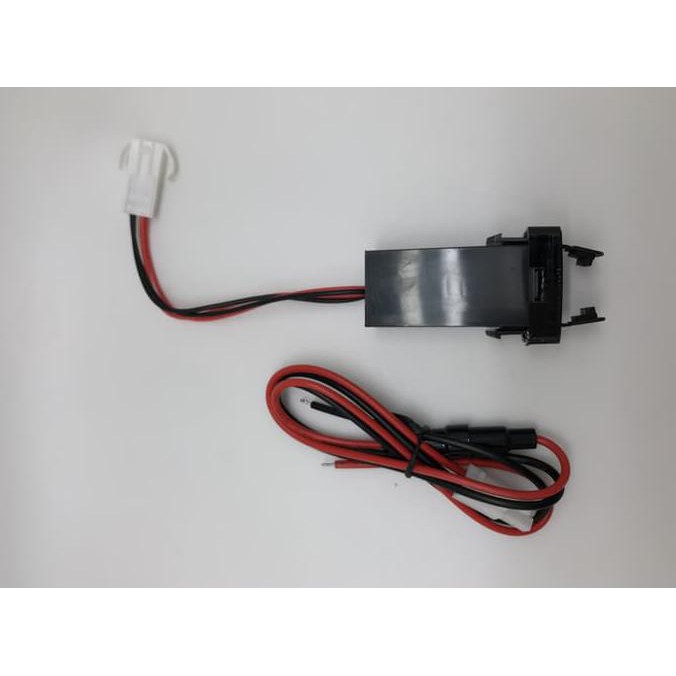 READY CHARGER TANAM OEM MOBIL DUAL USB 2 USB FAST CHARGING I AES-0300