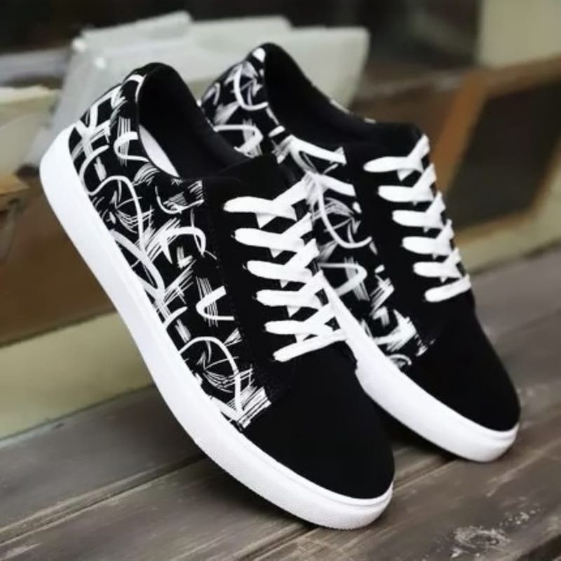 SEPATU PRIA/WANITA SNEAKERS VNS CORAK