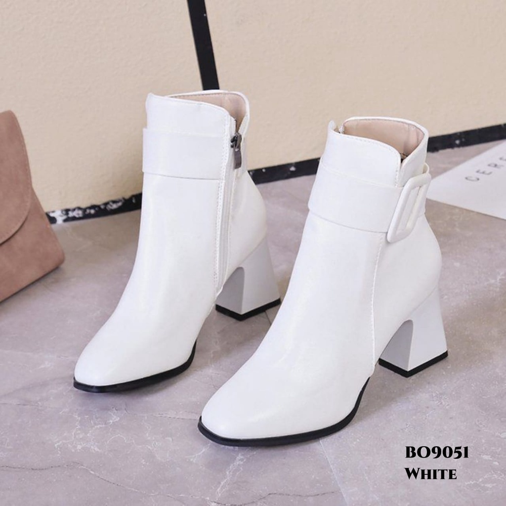 WYN SEPATU BOOTS FLAT KOREA BO9051