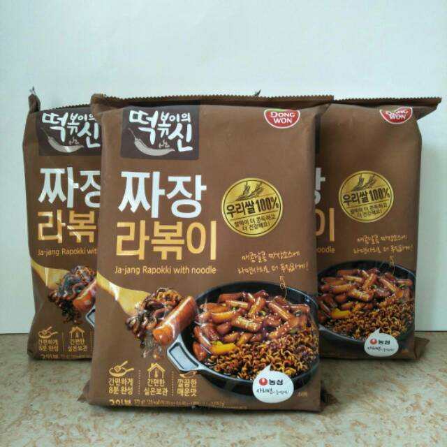 

Dongwon Ja-Jang Rapokki With Noodle 372gr