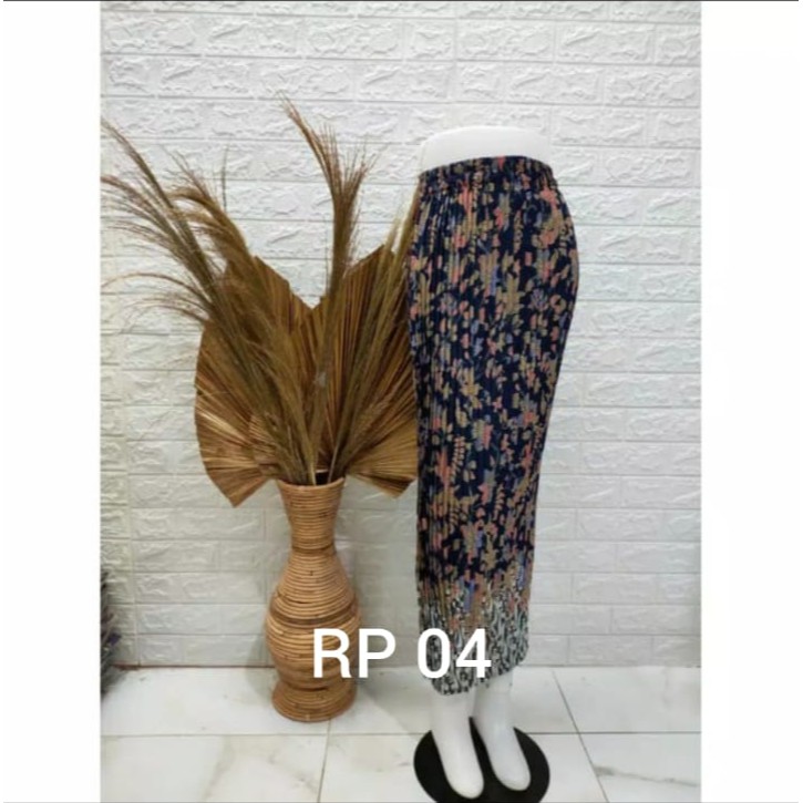 Rok Plisket Motif Batik Terbaru