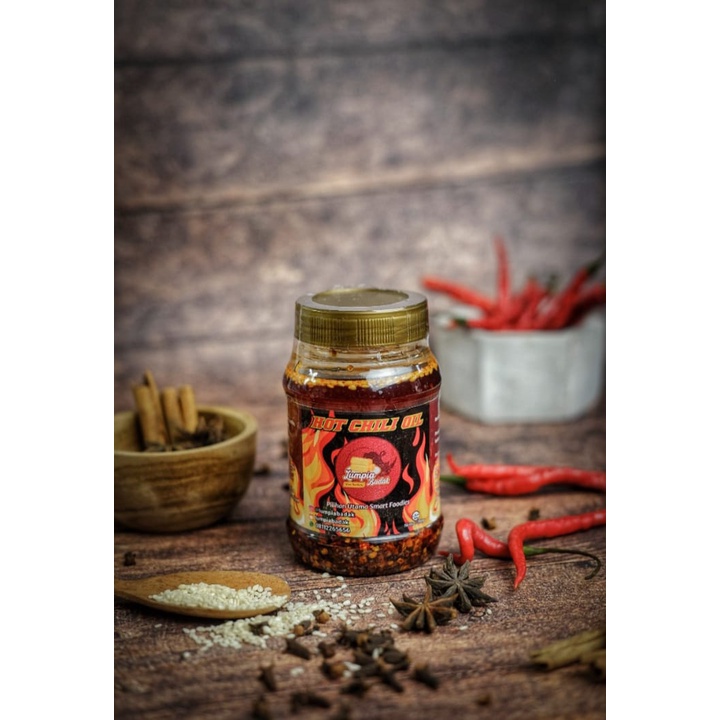 

HOT CHILI OIL REMPAH HALAL NETTO 200 gr / SAMBAL MINYAK BEREMPAH KHAS CHINA