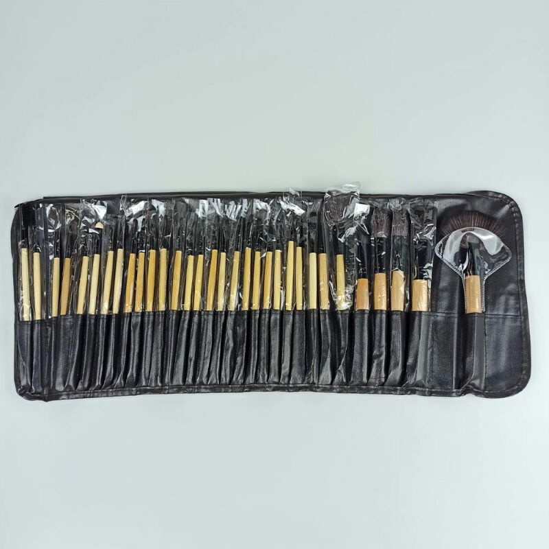 Profesional Brush Make Up 32 Set With Pouch Biutte. co mag5170