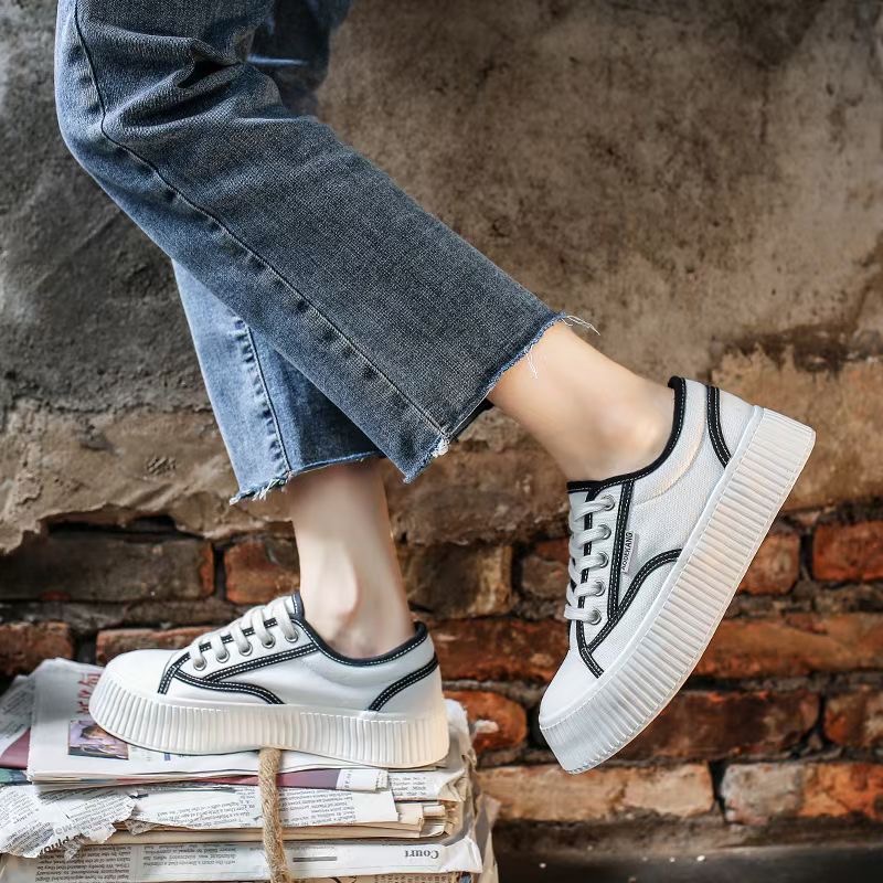 Sepatu Santai Kekinian Sneakers branded Cewe Sneaker Wanita Kanvas Fashionable Terkece Cantik Sepatu Keren Sepatu Indah