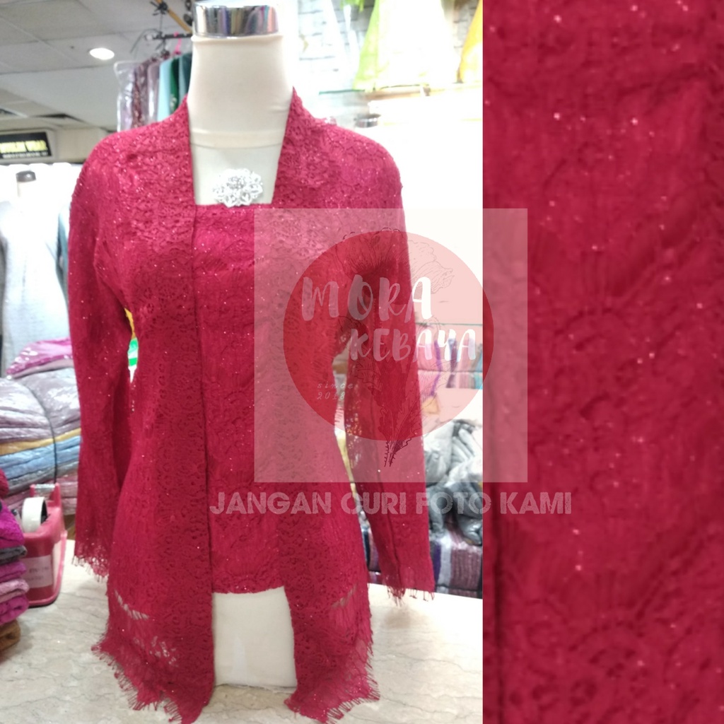 kutu baru pjg_Kutubaru_kebaya_kebaya wisuda_kebaya couple_kebaya kondangan_kebaya wisuda modern-Merah