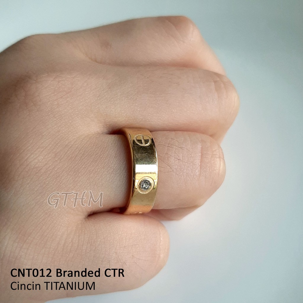 cincin titanium carter bisa untuk pria dan wanita pasangan atau single mewah seperti emas asli