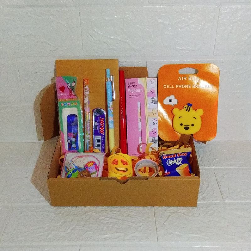 

Hampers / Kado / Gift Box Pop Socket