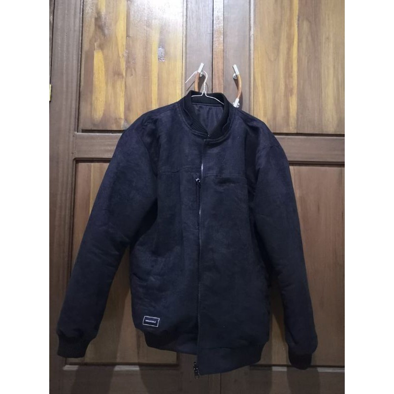 Jaket Iwearzule Helio