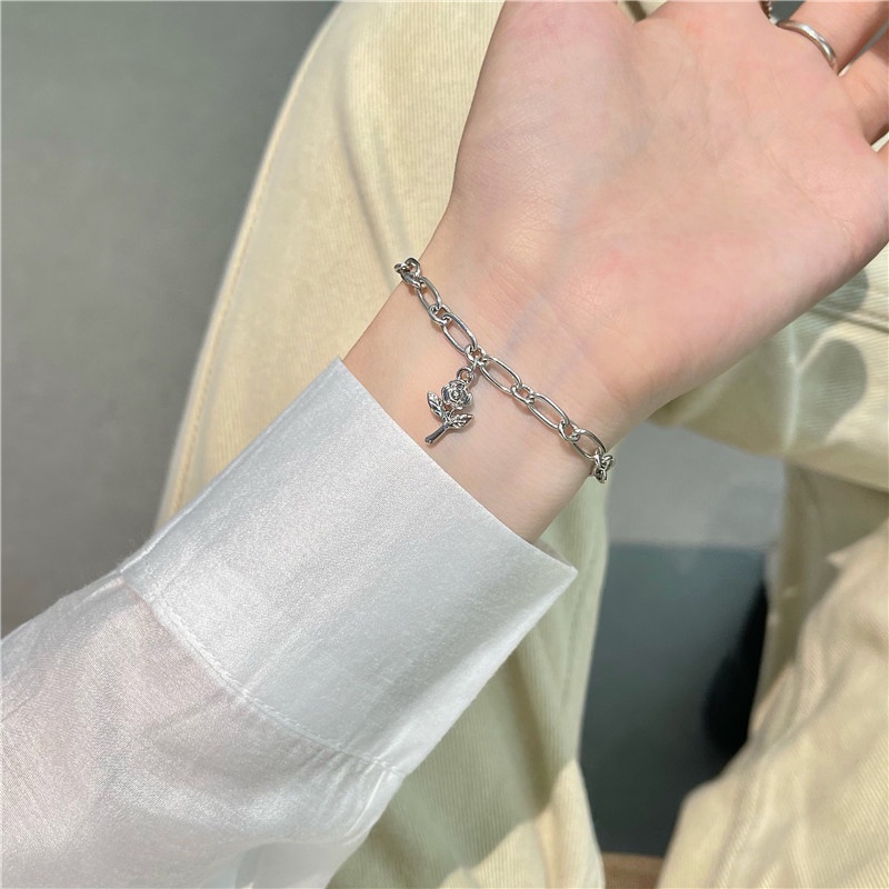 Gelang Tangan Rantai Baja Titanium Aksen Bunga Mawar Ala Korea Untuk Wanita