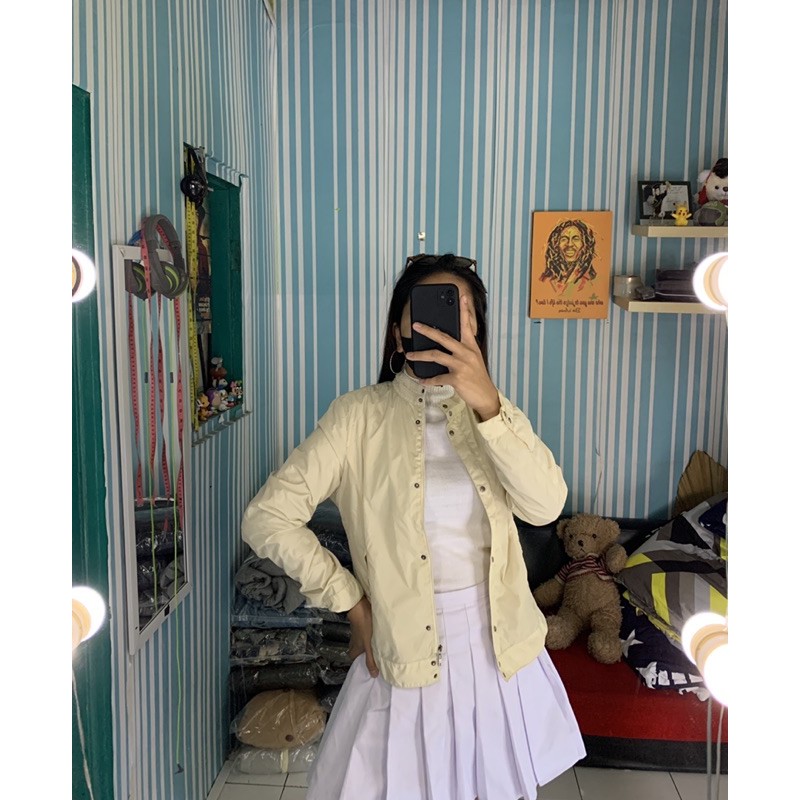 SUBI UNIQUE PARASUT SEMI CROP SPORT JAKET OUTER CEWE WANITA THRIFT PRELOVED RUNNING SECOND OLAHRAGA