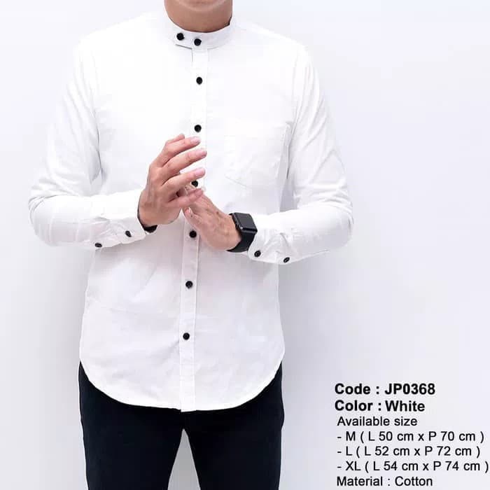 kemeja katun pria lengan panjang putih polos model baju koko murah akk205