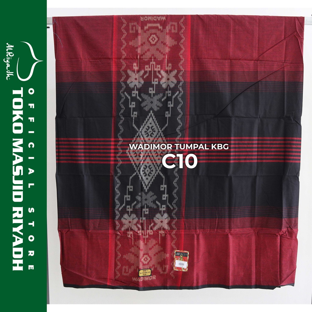 Sarung Wadimor Motif Tumpal Kembang