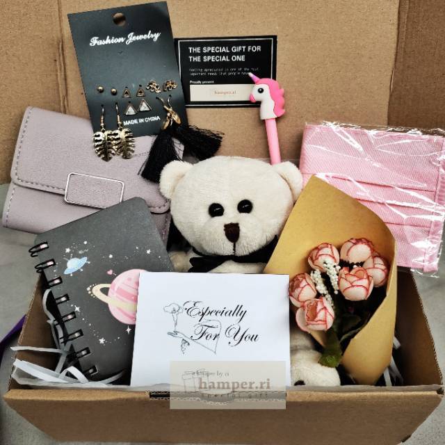 

For Her Gift Package/ Hamper Kado / Hadiah / Valentine / Ulang Tahun / Wisuda / Pacar