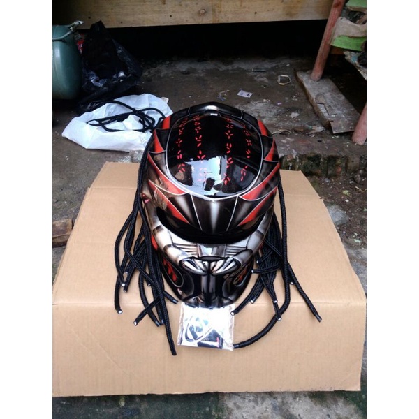helm predator