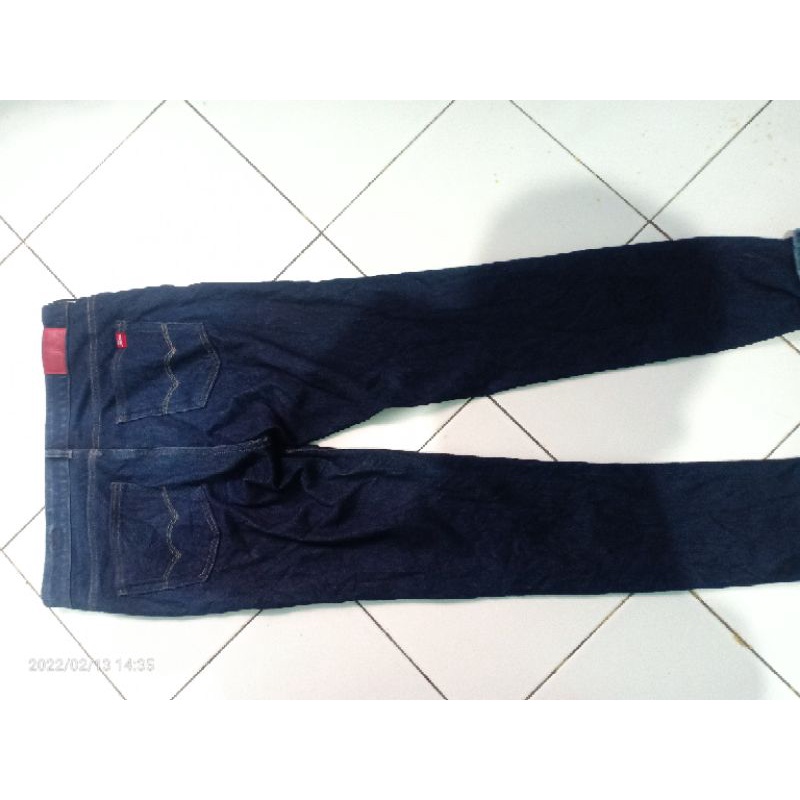 jeans second Edwin cewek