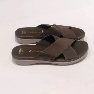  Sandal  BATA  Comfit Original model selop  bahan sintetis 