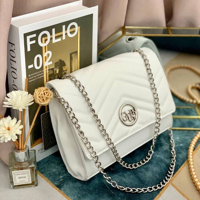 GUESSS Blaire Crossbody Bag