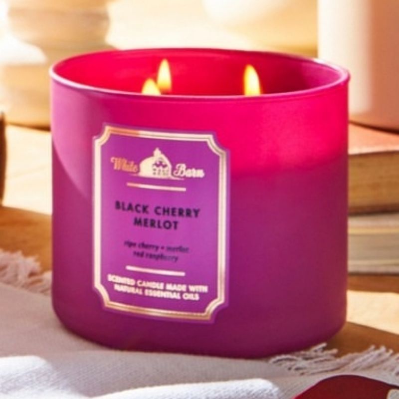 BATH &amp; BODY WORKS BBW BLACK CHERRY MERLOT 3-WICK SCENTED CANDLE 411 G LILIN WANGI 3 SUMBU UKURAN BESAR PENGHARUM RUANGAN