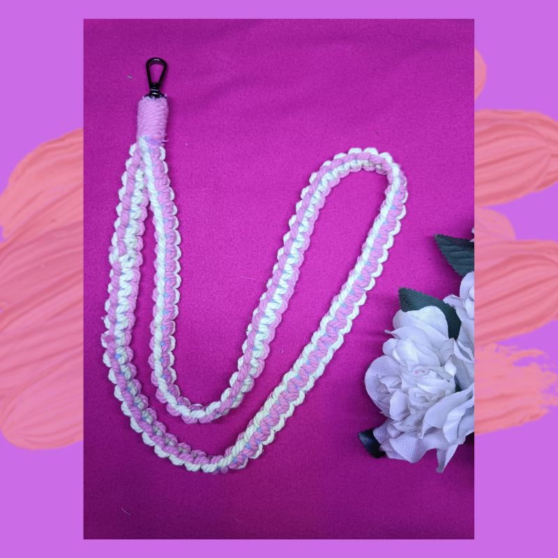 

Tali ID Card Basic Macrame