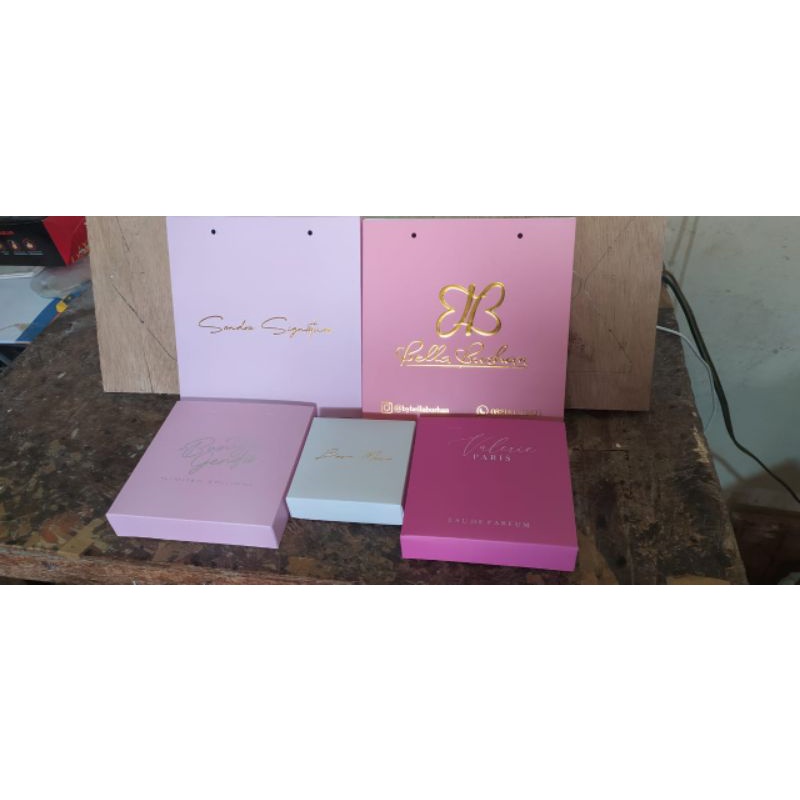 

Sample Box