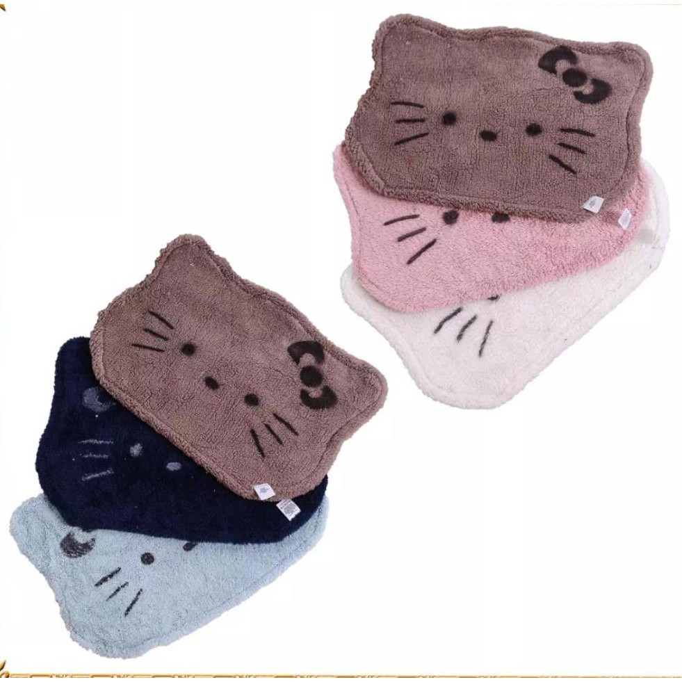 KESET KAKI BULU KARAKTER