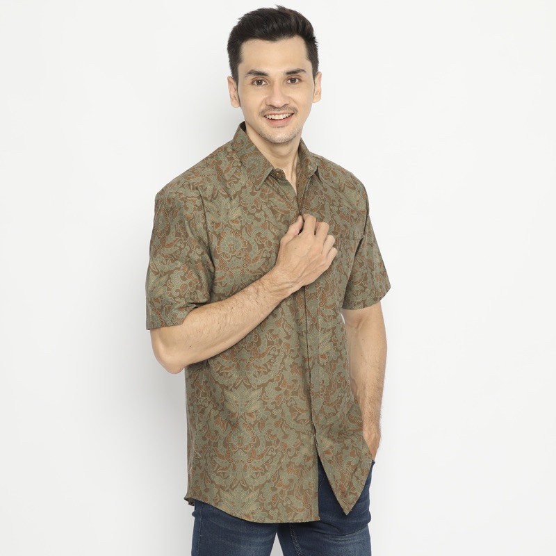 BATIK PRIA LENGAN PANJANG Kemeja Hem Slimfit Premium Motf Elegant Warna Hijau Alam 727513 Cap 72 - Baju Kemeja Atasan Pakaian Setelan Batik Pria Cowok Laki Laki Remaja Keluarga Kantor Lengan Panjang Modern Slimfit Slim Fit Premium Kekinian