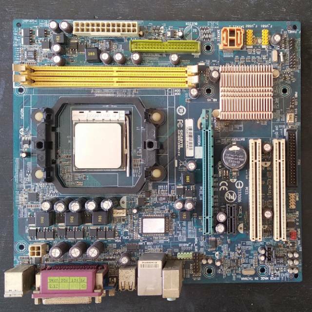 Paket Motherboard Gigabyte GA-M61SME-S2 DDR2 AM2