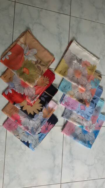 Jilbab segi empat motif besar 02/voal umama