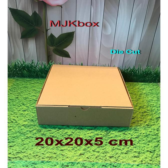 

5Fr6Dty- Kotak Kardus Karton Uk. 20X20X5 Cm............Die Cut 7Tttyr6-