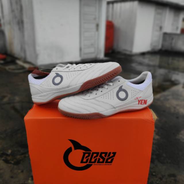 SEPATU FUTSAL ORTUSEIGHT JAGOSALA SAVAGE BBS SE