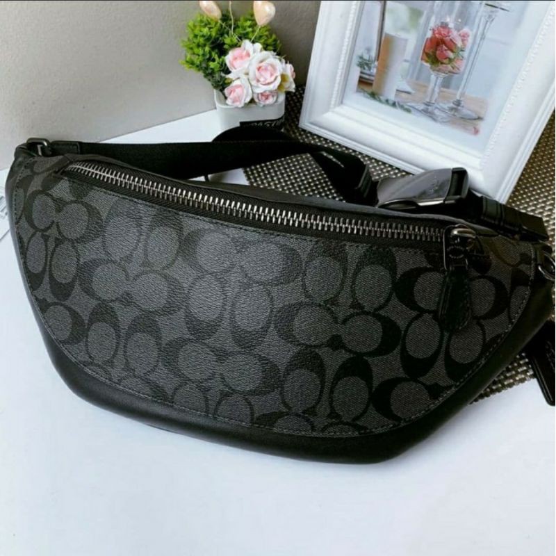 Tas Pria Waistbag Coach Black Leather Original motif hitam dustbag ori paper bag user card lengkap