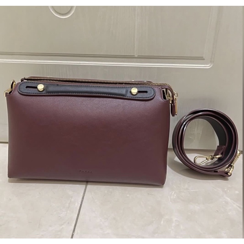 Tas Pedro ori counter bag burgundy preloved