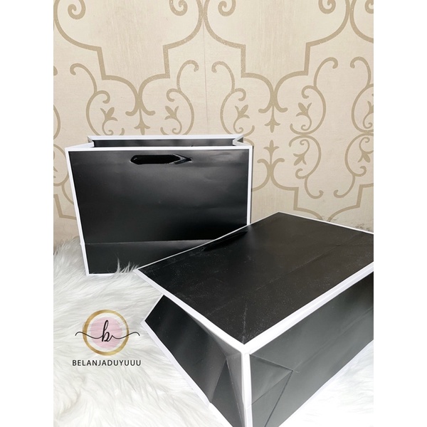 Paperbag Polos Hitam Putih Packing Aman 32 x 14 x 25 cm Paper Bag Pembungkus Kado