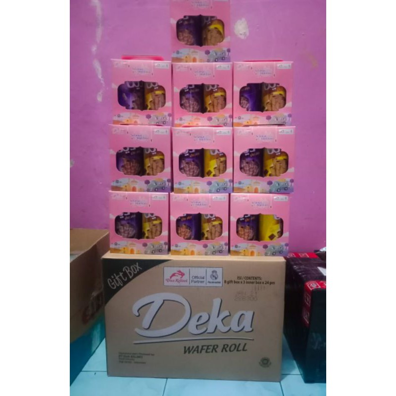 Deka wafer roll giftbox isi 2x125gr