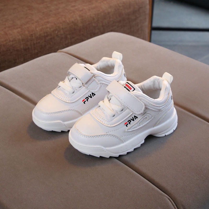 children's cross trainer shoes