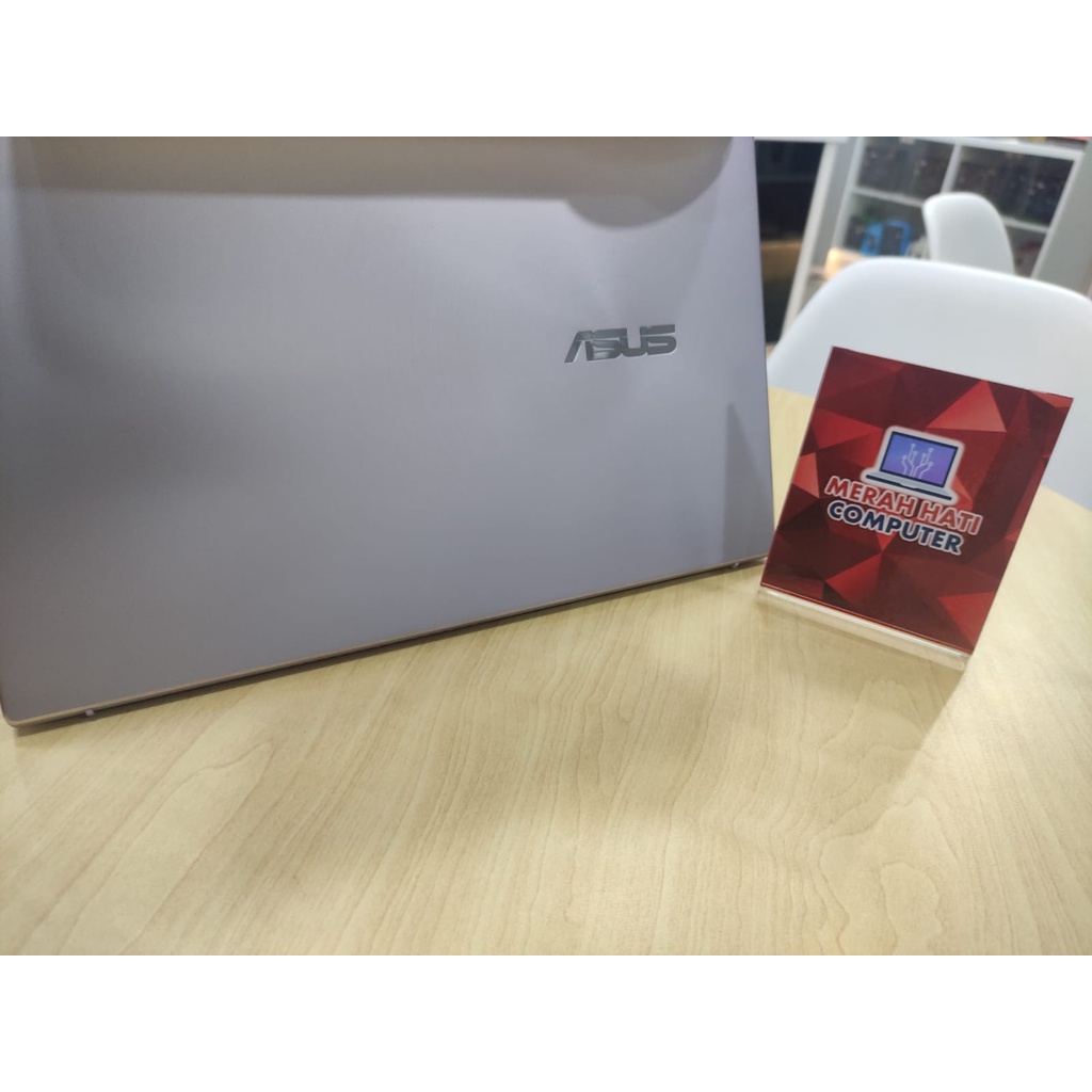 Laptop Gaming Asus Zenbook UM425UAZ Amd Ryzen 5 5500U Ram 8GB Ssd 512GB Radeon Graphics R7 Win11 OHS