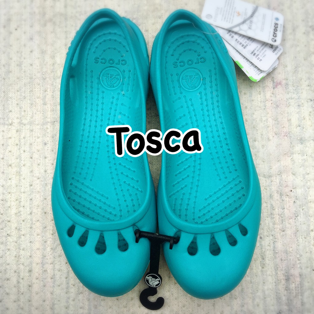 sepatu wanita crocs malindi