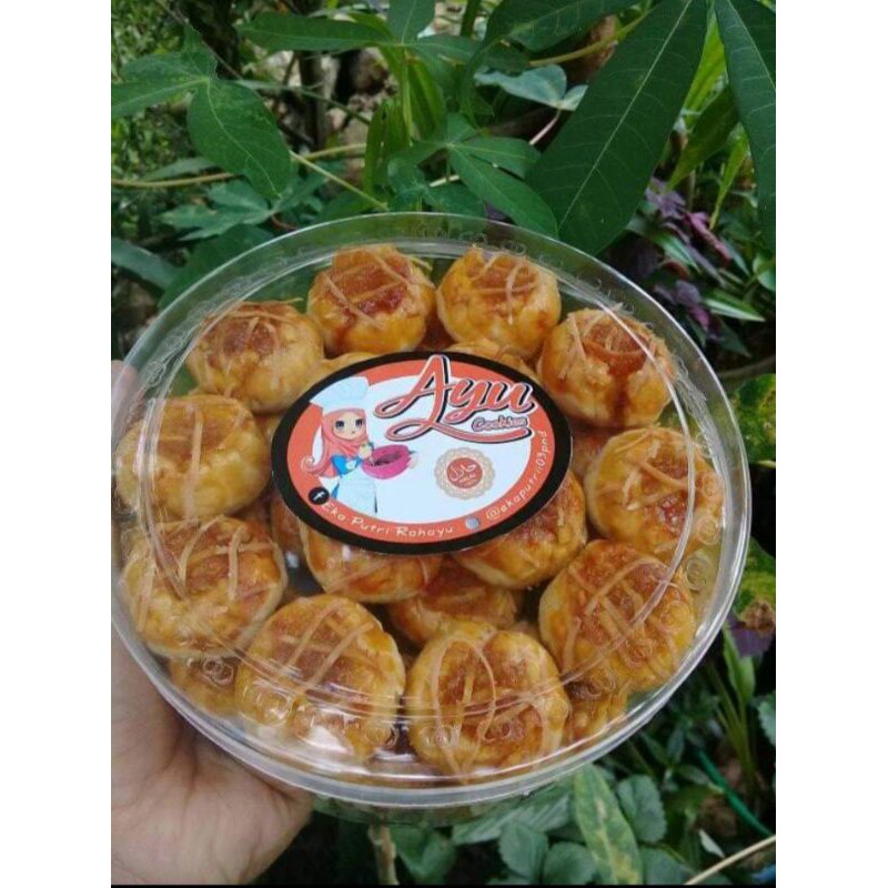 

kue nastar Ayu ..enak bnget dan lembut bnget cobain yuk