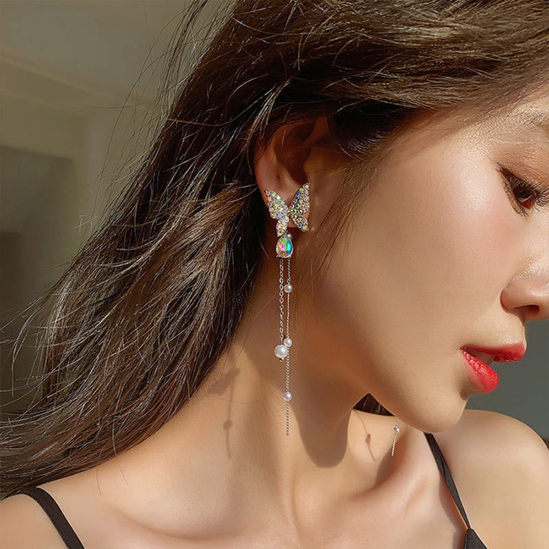 Anting Giwang Elegan Gaya Korea Model Kupu-Kupu Dengan Mutiara + Berlian Imitasi Untuk Wanita