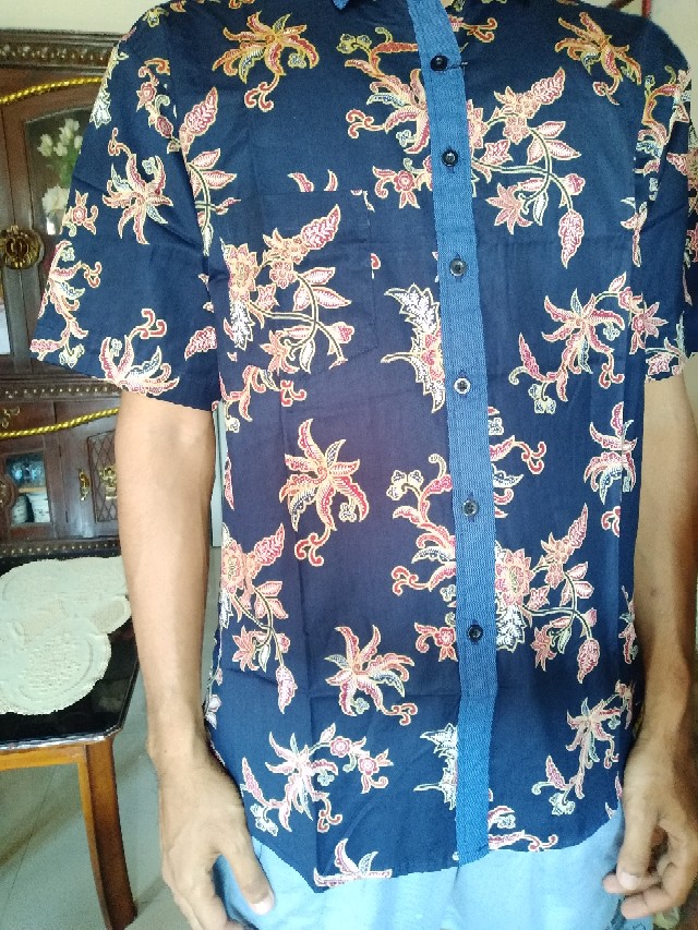 [gridline - R034-a] Kemeja Batik Pria Katun Lengan Pendek Regular Batik