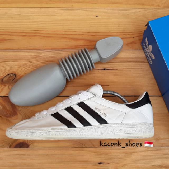 adidas munchen white sole