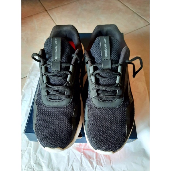 PRELOVED Sepatu REBOOK energylux