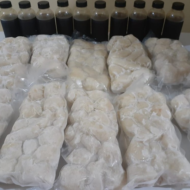 

Pempek Mini Palembang Asli Frozen Isi 20 dapat Cuko 200 mL HALAL
