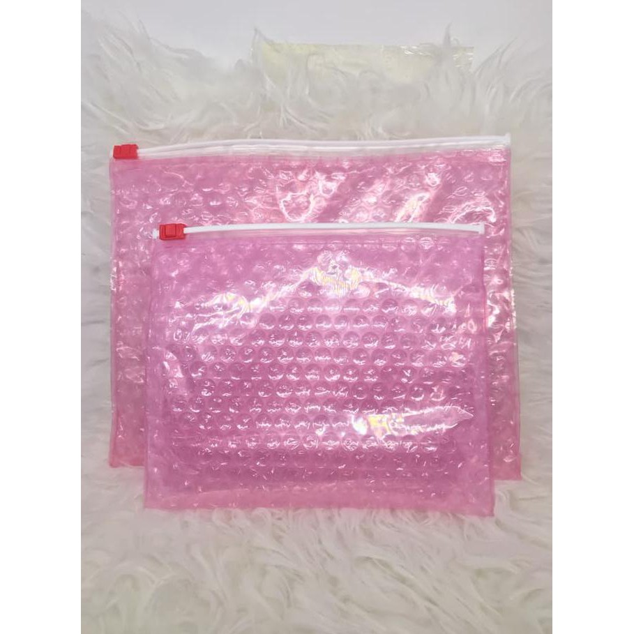 

Glossier Pink Bubble Wrap Pouches | Small | 21X17.8 CM |ORIGINAL KUALITAS |HOTLIST | TERBARU |