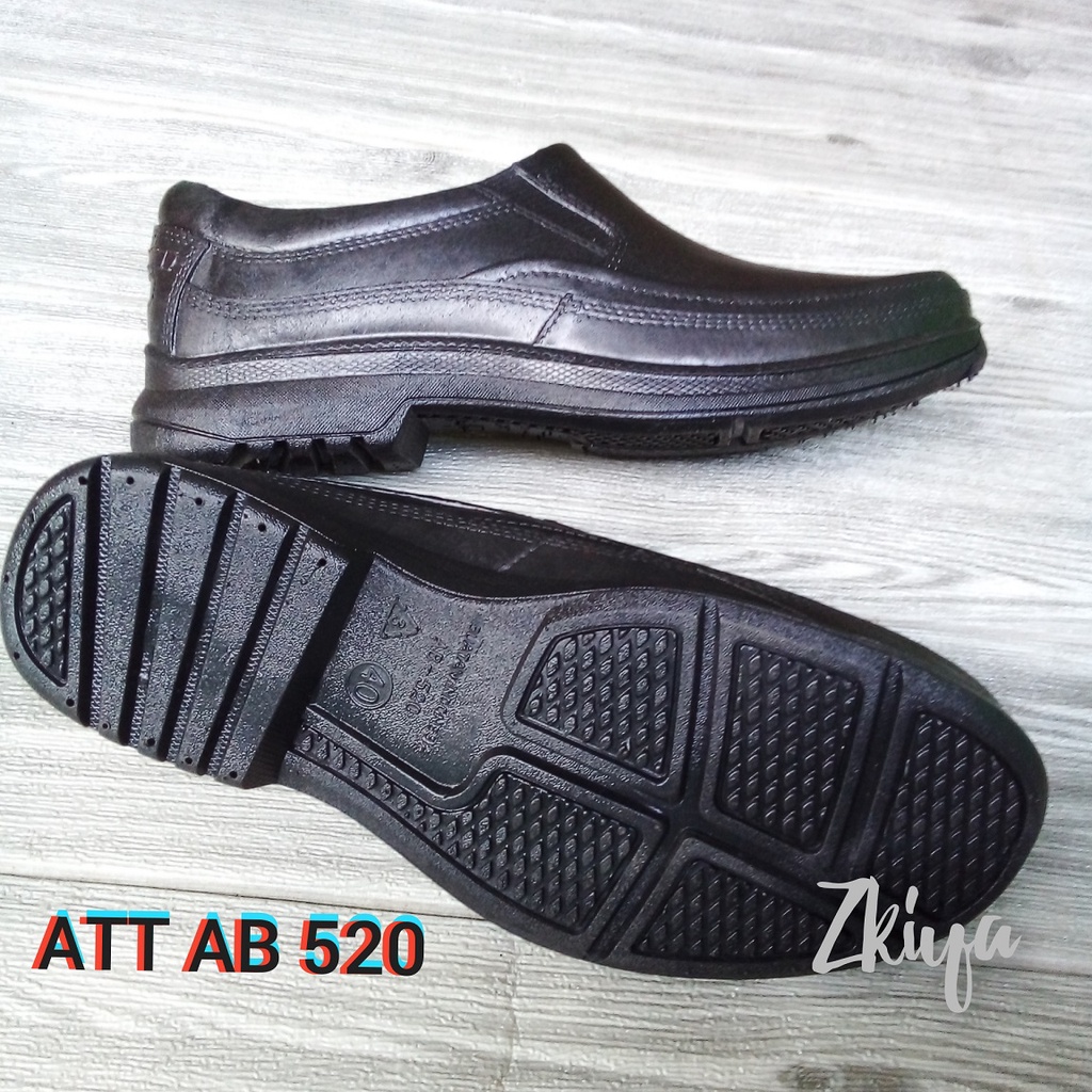 Sepatu Karet Pria ATT/ Sepatu Pantofel Karet Pria ATT AB 520 Hitam/Anti Air &amp; Anti Slip