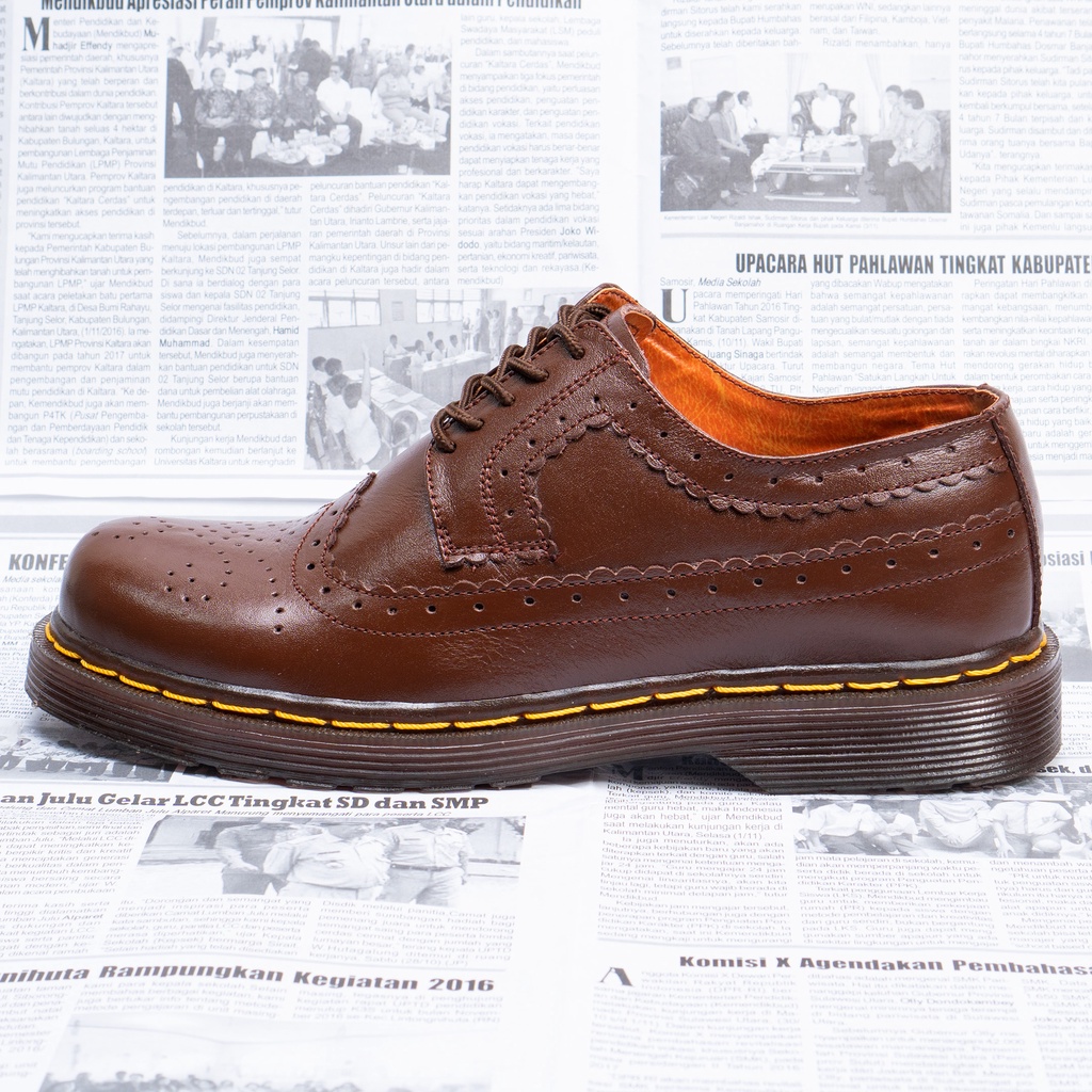 Sepatu Boots Pria Casual Docmart Brouge Wingtip Low Boot Kulit Asli