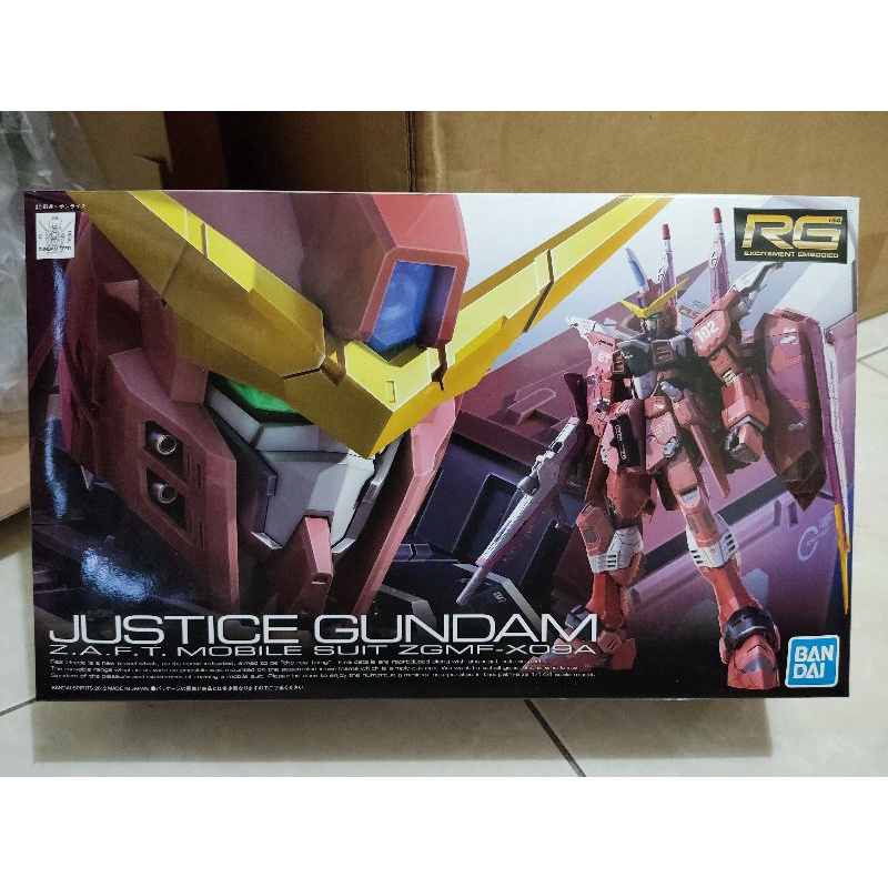 Bandai 1/144 RG Justice Gundam