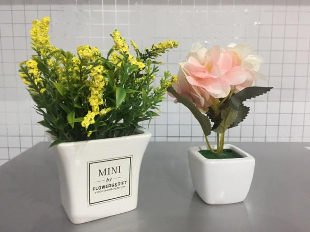 Vas Bunga Mini Unik Bunga Hortensia Artificial Bunga Hias Kecil Tiruan Untuk Pajangan -vbk01